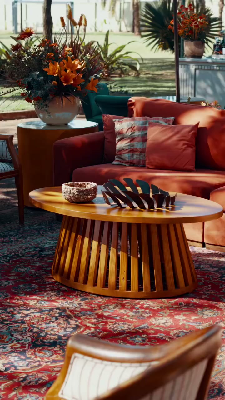 Área de lounge decorada no Parque das Árvores
